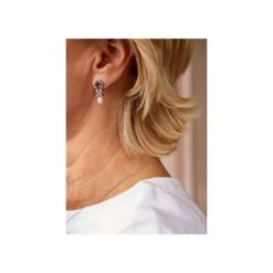 Queen's Jubilee Superbloom Garnet Earrings 7 Queen's Jubilee Superbloom Garnet Earrings -Tissot || Longines || Omega Shop clogau queens jubilee superbloom garnet earrings p56342 100324 image